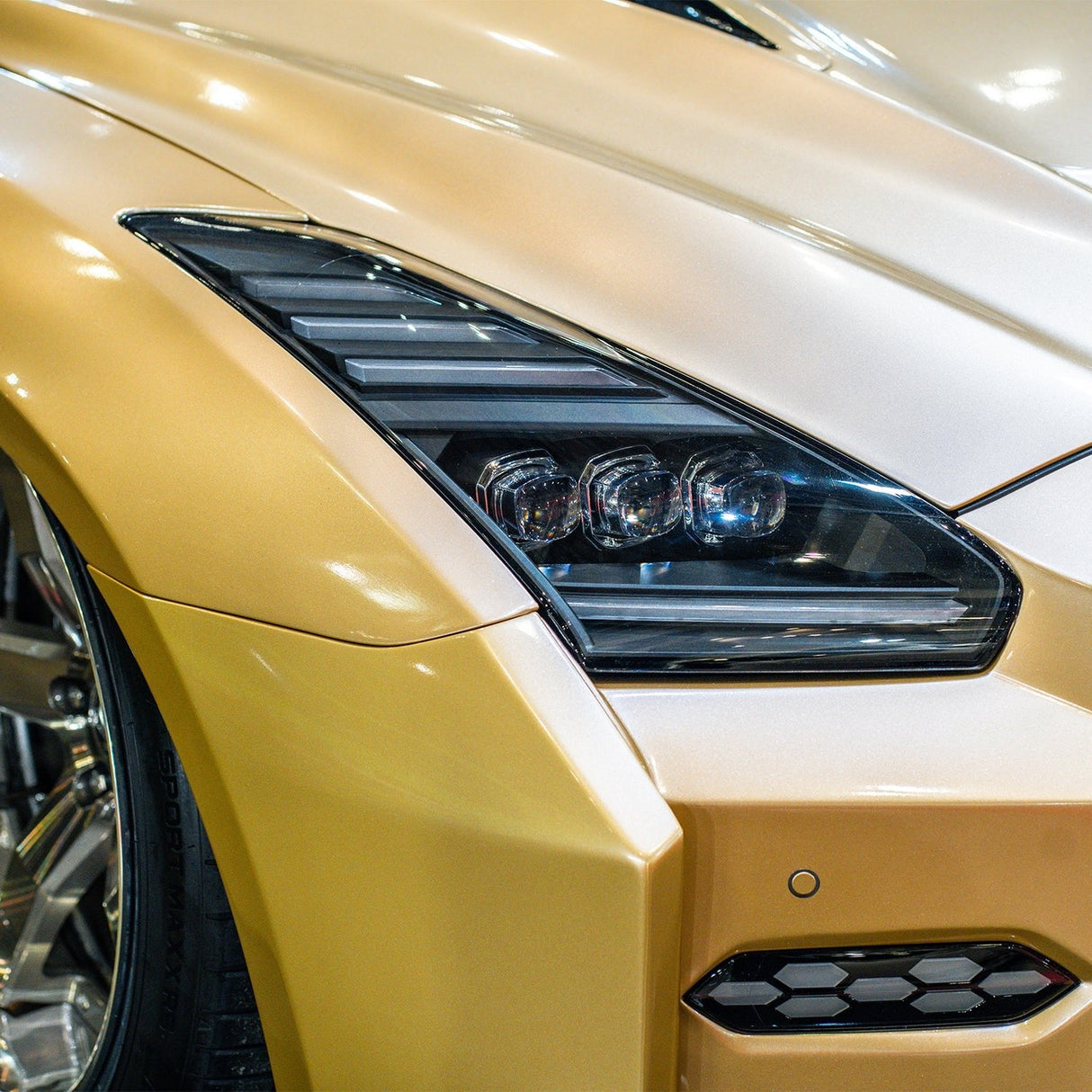 09-25 Nissan GT-R NOVA-Series LED Projector Headlights Black | AlphaRex