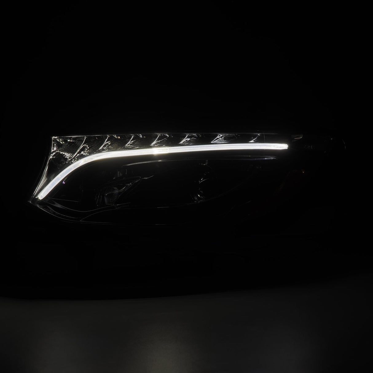 19-25 Mercedes-Benz Sprinter LUXX-Series LED Projector Headlights Alpha-Black | AlphaRex