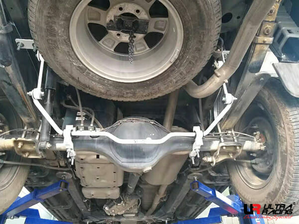 Ultra Racing Rear Anti-Roll Bar 19mm for Chevrolet Colorado RG 4WD