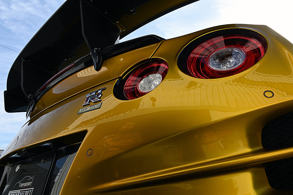 Top Secret M17 Rear Bumper – Nissan GT-R R35 (All Years)