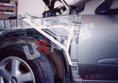 Ultra Racing 3-Point Fender Bars for Nissan Almera N16 & Sunny B14