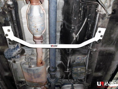 Ultra Racing Hyundai Santa Fe 07-12 CM 2.7 Ultra-R Mid Lower Bar 1741 UR-ML2-1741