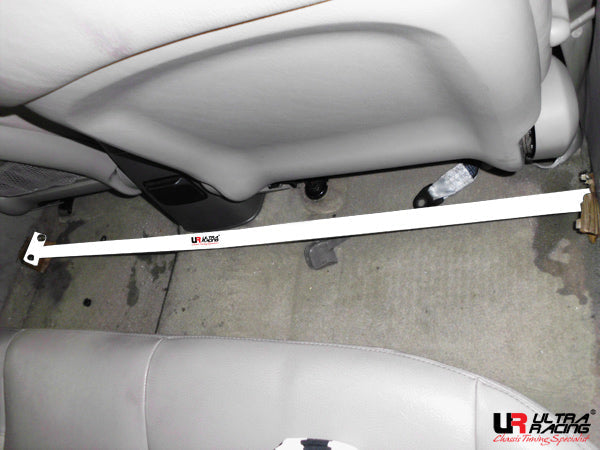 Ultra Racing 2-Point Room Bar for Hyundai Elentra XD 1.8 00-06