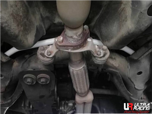 Ultra Racing Front Anti-Roll Bar 20mm for Proton Waja