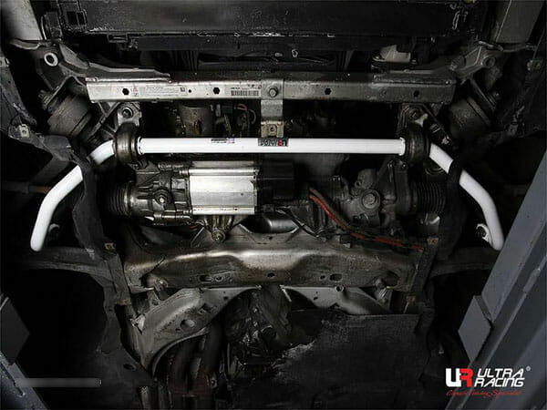 Ultra Racing Front Anti-Roll Bar 27mm for BMW 5-Series F10/G10