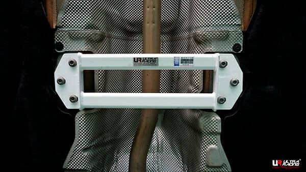 Ultra Racing 2-Point Mid Lower Brace for BMW 2/X1/Mini F-Series