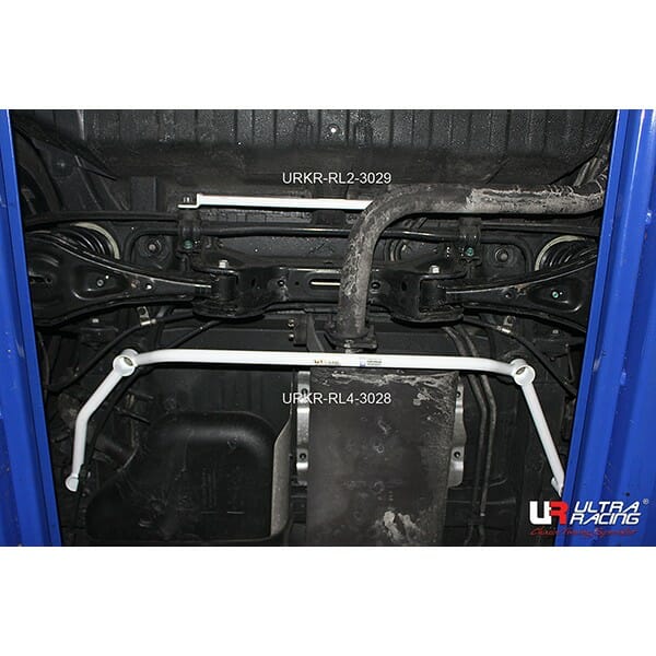 Ultra Racing Kia Carnival (YP) 2.2D 2WD 14-21 UltraRacing 4-Point Rear Lower Bar (3028) URKR-RL4-3028