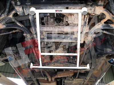 Ultra Racing Mercedes M Class (W163) Front Lower Brace URLA4-1016