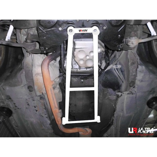 Ultra Racing Mercedes C Class (W203) Front Lower Brace URLA4-2048