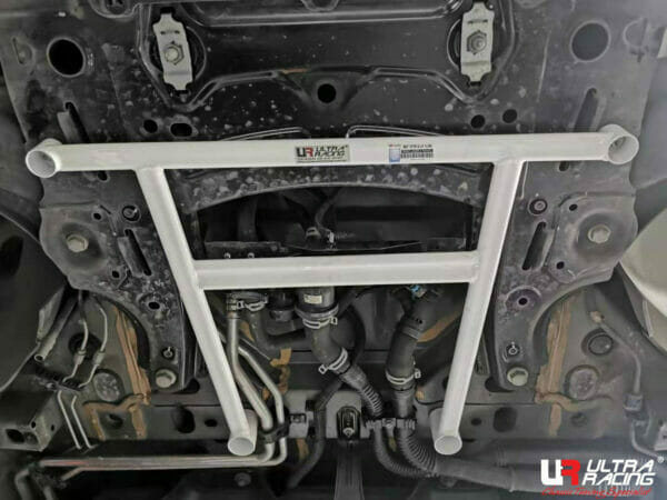 Ultra Racing 4-Point Front Lower Brace for Smart Fortwo W453