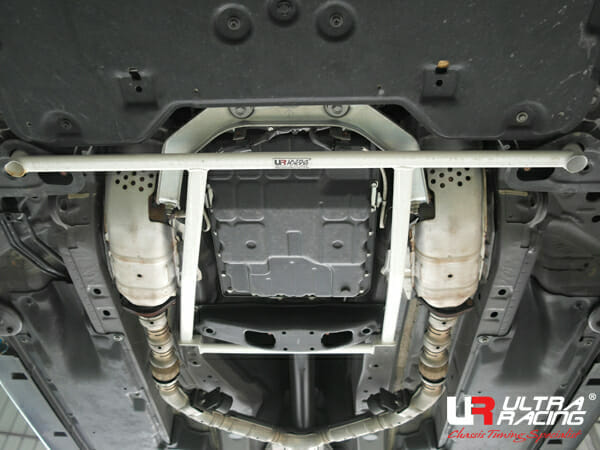 Ultra Racing 4-Point Front Lower Brace for Infiniti Q70 Y51