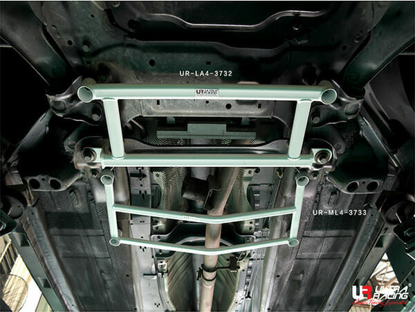 Ultra Racing 4-Point Front Lower Brace for Land Rover Freelander 2