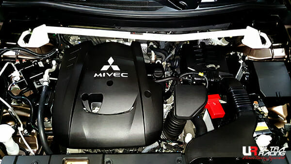 Ultra Racing Front Strut Bar 2-Point for Mitsubishi Outlander 2.4 13+