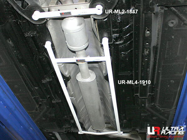 Ultra Racing 4-Point Mid Lower Brace for Buick LaCrosse/Impala