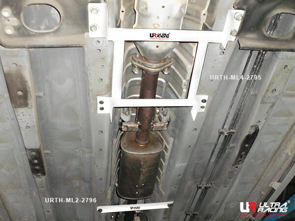 Ultra Racing Nissan Altima/Teana (L33) 2.0/2.5 2WD 12-18 UltraRacing 4-Point Mid Lower Brace (2795) URTH-ML4-2795
