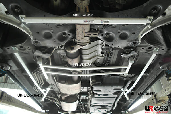 Ultra Racing 6-Point Front Upper Strutbar for Nissan Elgrand E52