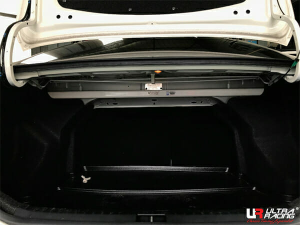 Ultra Racing 2-Point Rear Upper Strut Brace for Toyota Yaris Ativ