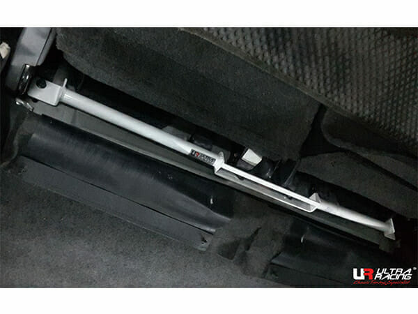 Ultra Racing 3-Point Rear Upper Strut Brace for Suzuki Solio 1.3 03-08