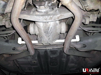 Ultra Racing Mercedes E Class (W211) Rear Lower Brace URRL2-1486