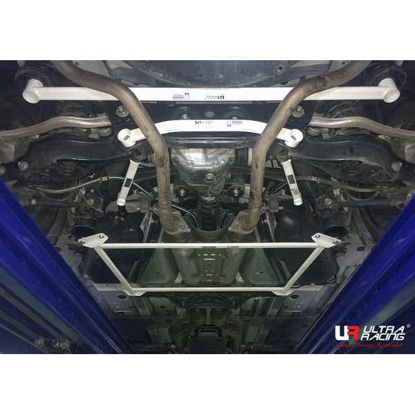 Ultra Racing Lexus IS300H Rear Lower Brace URTW-RL2-2944