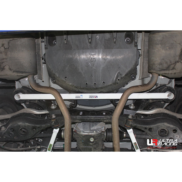 Ultra Racing Lexus IS300H Rear Lower Brace URTW-RL2-2945
