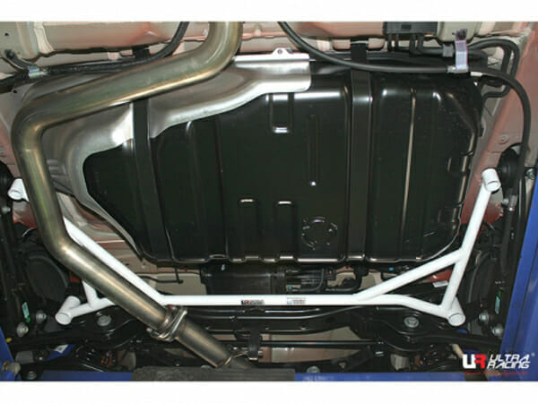 Ultra Racing Hyundai Avante Sport/Elantra 1.6 2WD 16+ UltraRacing 4-Point Rear Lower Bar (3628) URKR-RL4-3628