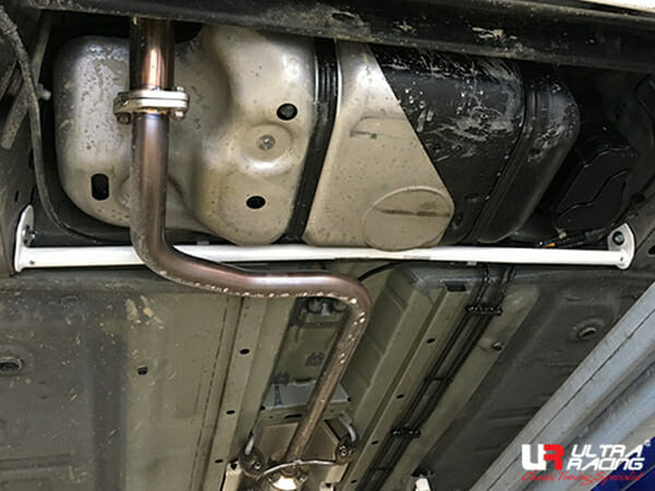 Ultra Racing Chevrolet New Spark (M400) 1.0 2WD FL -22 UltraRacing 2-Point Rear Lower Bar (4146) URKR-RL2-4146