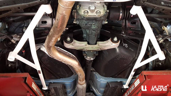 Ultra Racing Subaru Impreza GJ Rear Lower Brace URTW-RS6-2958P