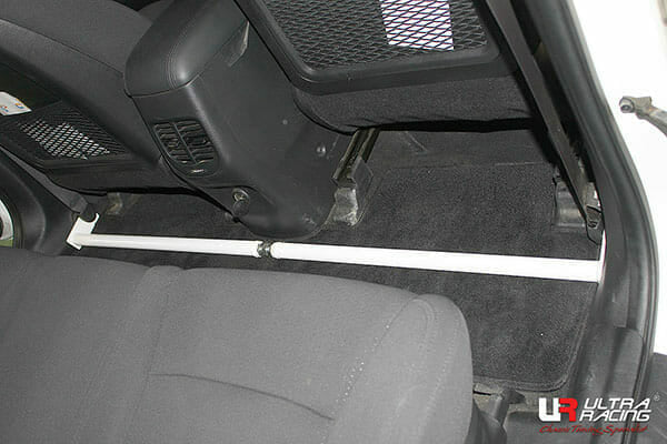 Ultra Racing 2-Point Room Bar for Kia Carens RP 1.7D 13+