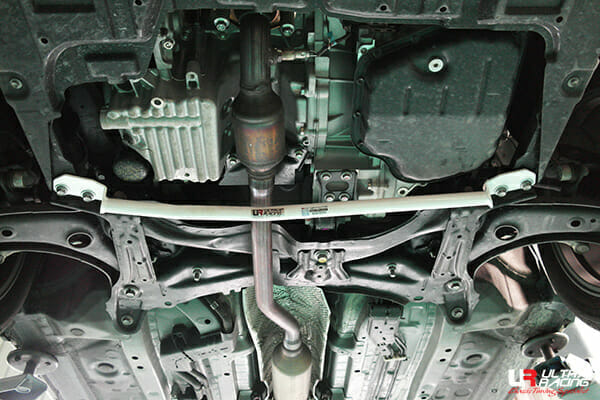 Ultra Racing 2-Point Front Lower Tiebar for Toyota Sienta XP170
