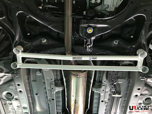 Ultra Racing 4-Point Front Lower Brace Sienta/Vios/Yaris | UR-LA4-3750