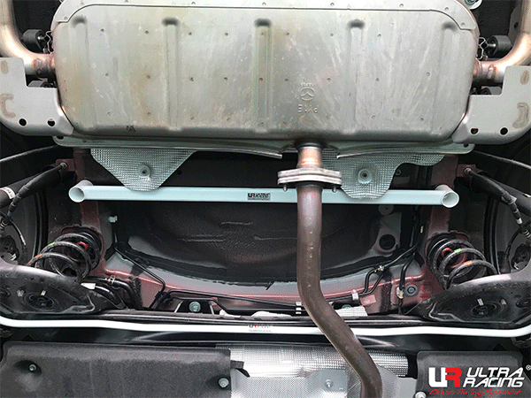 Ultra Racing Mazda 3 (BP) 2.0 2WD HB/Sedan 19+/CX-30 2.0 19+ UltraRacing 2-Point Rear Lower Bar (4153) UR-RL2-4153
