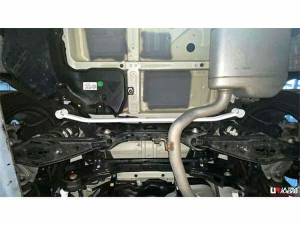Ultra Racing Kia Sorento (MQ4) 2.2D 20+ 2WD/4WD UltraRacing 2-Point Rear Lower Bar (4185) UR-RL2-4185