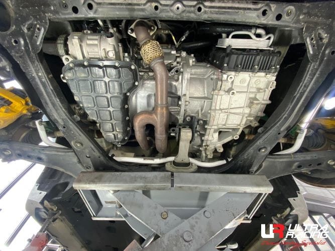 Ultra Racing KIA CARNIVAL Ultra Racing Front Sway Bar URKR-AF25-674