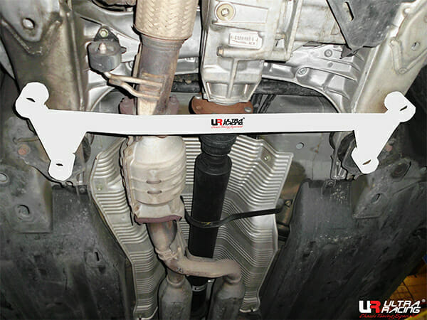 Ultra Racing 4-Point Front Lower Brace for Acura RL KB-1/Honda Legend