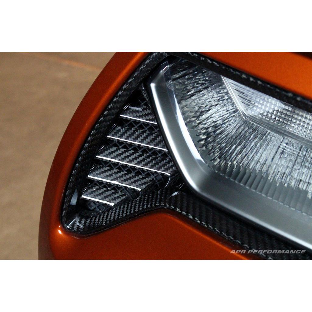 APR Carbon Fibre Rear Tail Light Bezels for Chevrolet Corvette C7 & C7 Z06 2014-2019 - image 5
