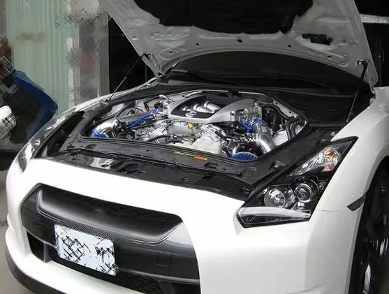 FD Racing Carbon Fibre Bonnet Struts for the Nissan GT-R