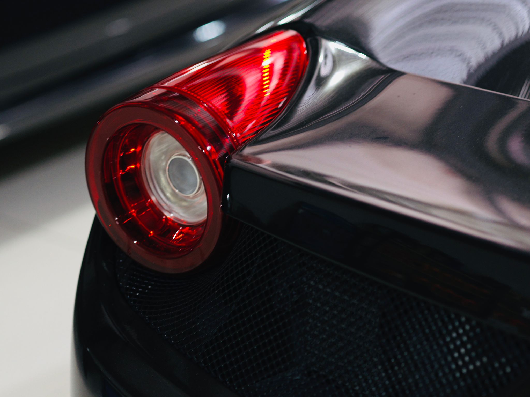 Kit Plaquettes De Frein Céramique Avant/arrière Pour Ferrari 458 Italia & Spider - Freinage Haute Perf !