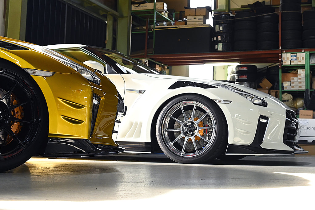 Top Secret M17 Full Bumper Kit GT17S Ver. S Half Carbon - GT-R R35