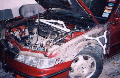Ultra Racing 3-Point Front Upper Strut Bar Honda Accord 1994–1997