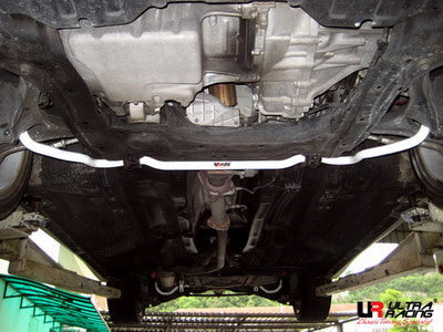 Ultra Racing Front Sway Bar 28mm for Honda Civic FD2 Type-R