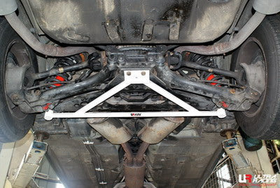Ultra Racing RL3-1545 Rear Lower Brace for Jaguar XJ-8 (X-308)