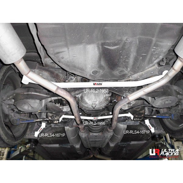 Ultra Racing Nissan Skyline V35 2.5 01+ Ultra-R 2P Rear Lower Bar 1956 UR-RL2-1956