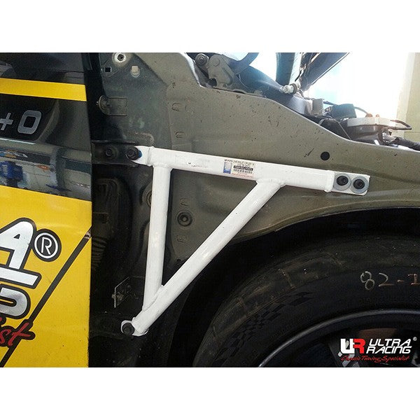 Ultra Racing Chevrolet Cruze 08+ 3-Point Fender Brackets