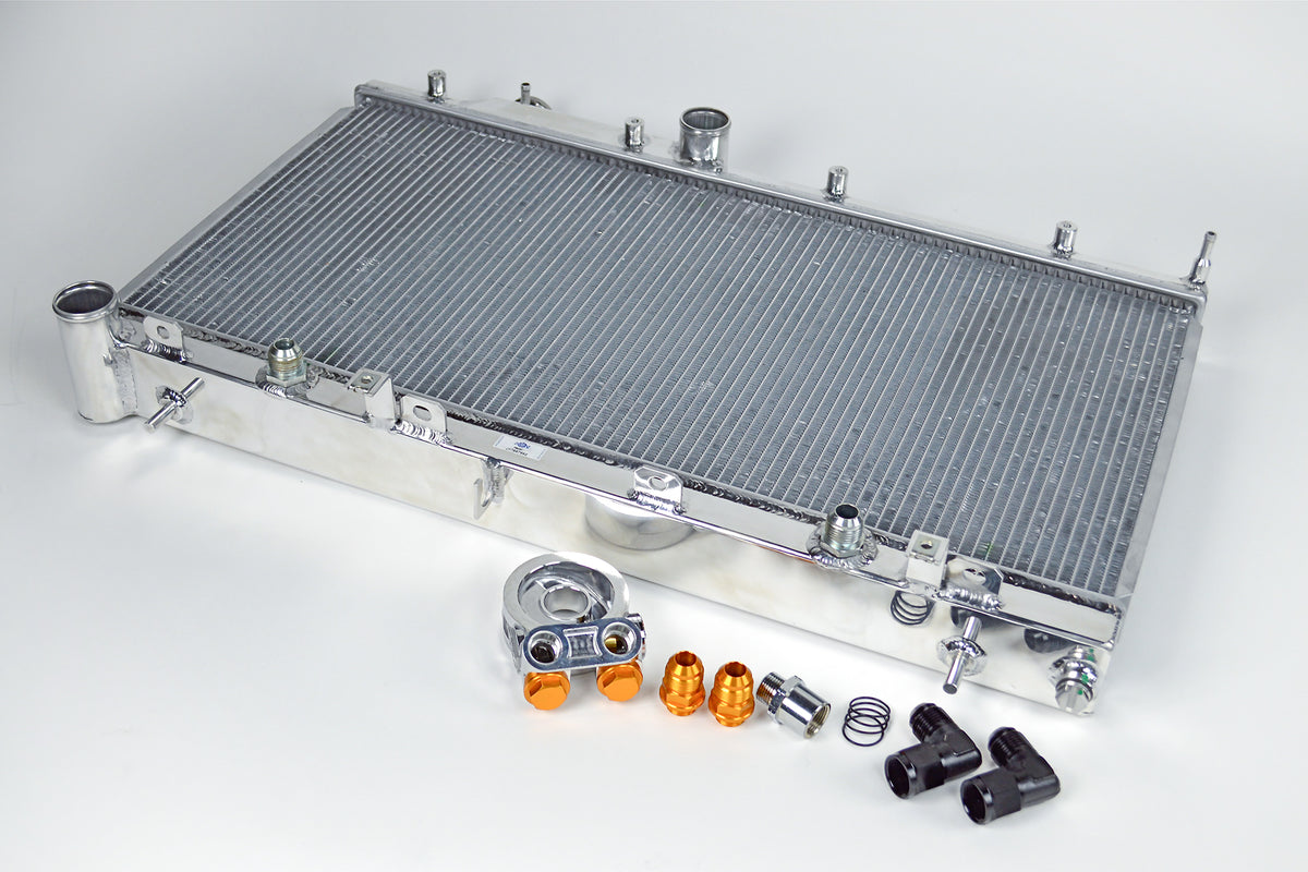 CSF Radiator with Integral Engine Oil Cooler for Subaru Impreza WRX / STI GR & WRX STI VA - image 2