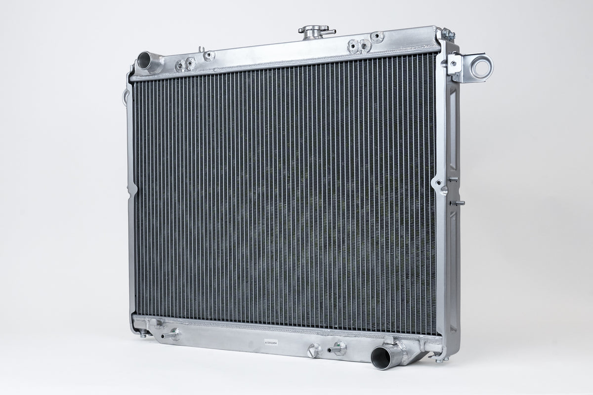 CSF All-Aluminium Radiator for Toyota Land Cruiser Amazon (100 Series) 4.7 V8 - image 2