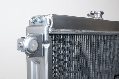 CSF All-Aluminium Radiator for Toyota Land Cruiser Amazon (100 Series) 4.7 V8 - image 3