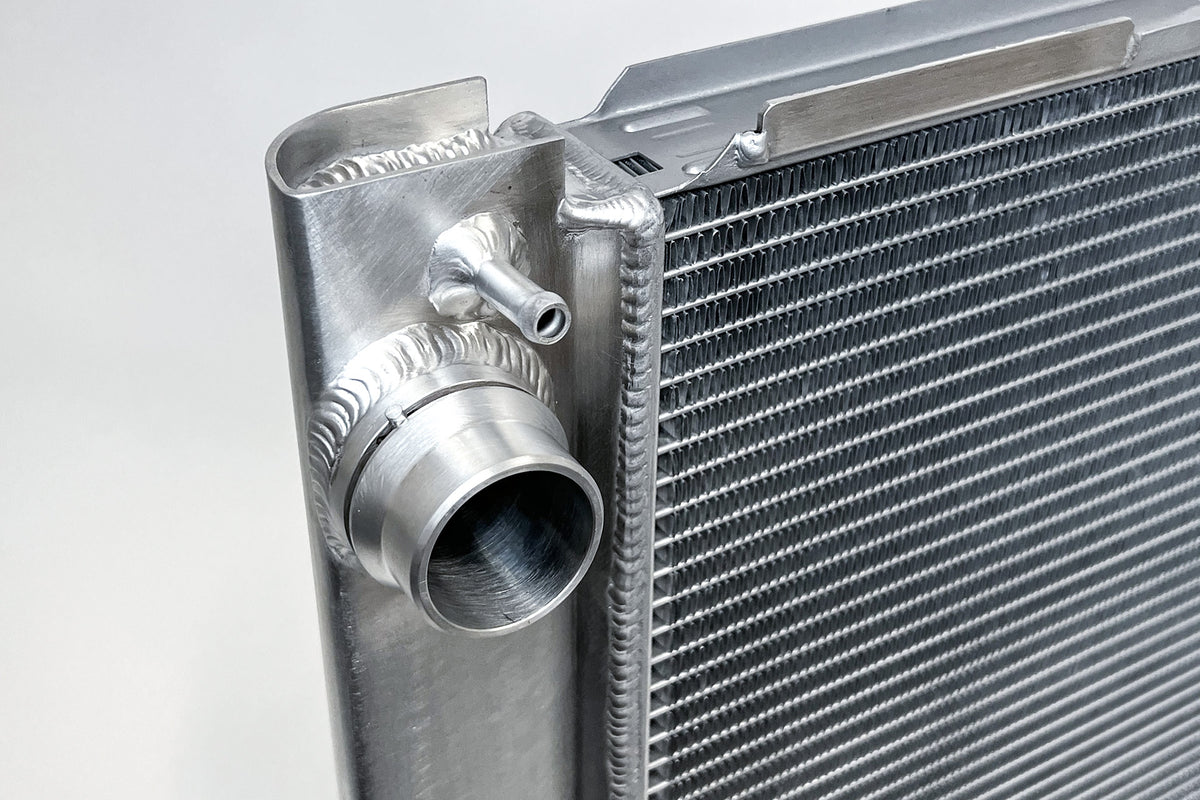 CSF All-Aluminium Radiator for BMW E60 M5 & E63/E64 M6 (V10) - image 6