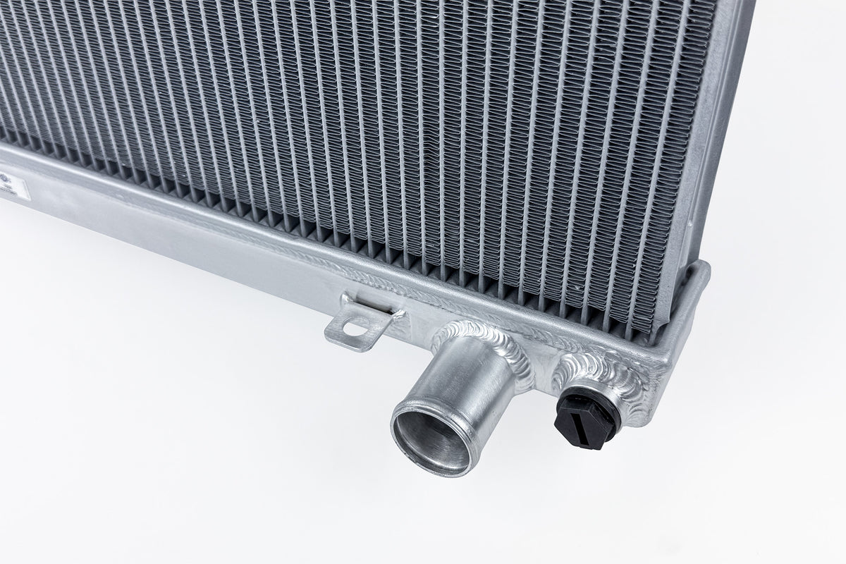 CSF All-Aluminium Radiator for Nissan Skyline R33 GT-R / GTS & R34 GT-T Manual - image 4