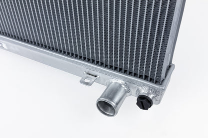 CSF All-Aluminium Radiator for Nissan Skyline R33 GT-R / GTS & R34 GT-T Manual - image 4